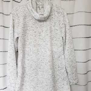 Funnel neck sweatshirt